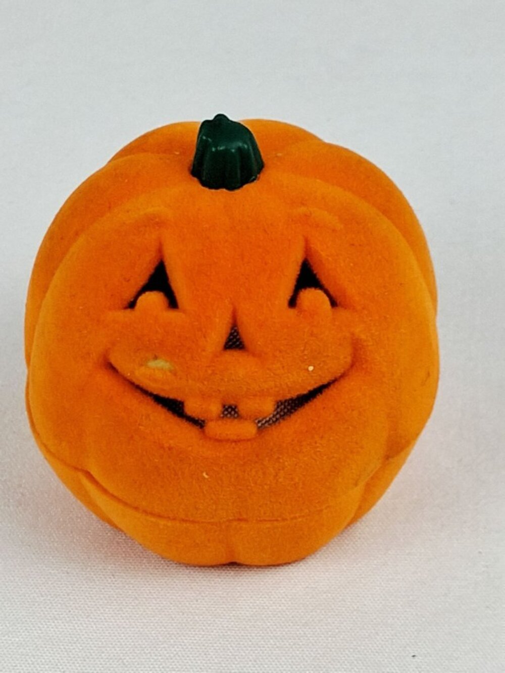 Girls Halloween-Themed Bat Necklace & Earrings Set w/ Pumpkin-Shaped Velvet Box - Picture 2 of 6